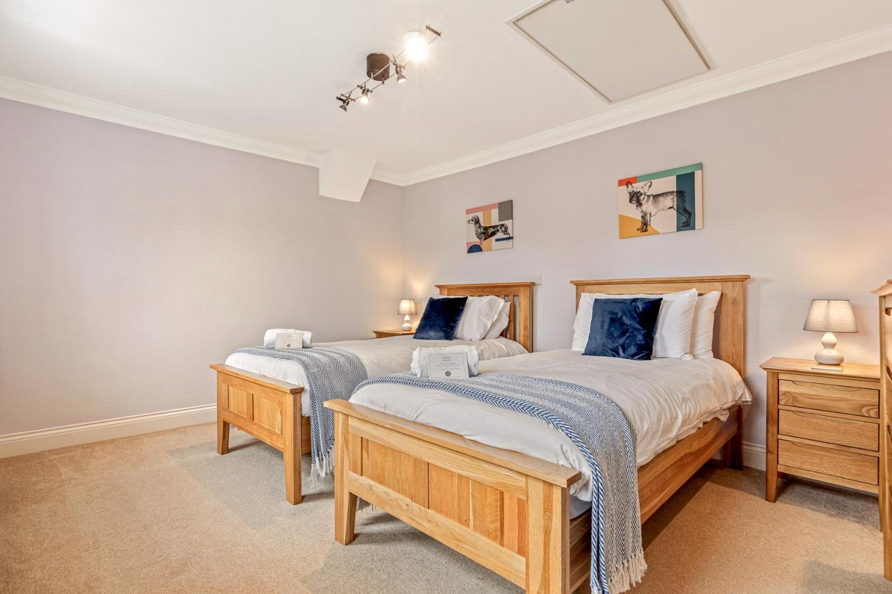 Villa Olive Tale à Henley-on-Thames Extérieur photo